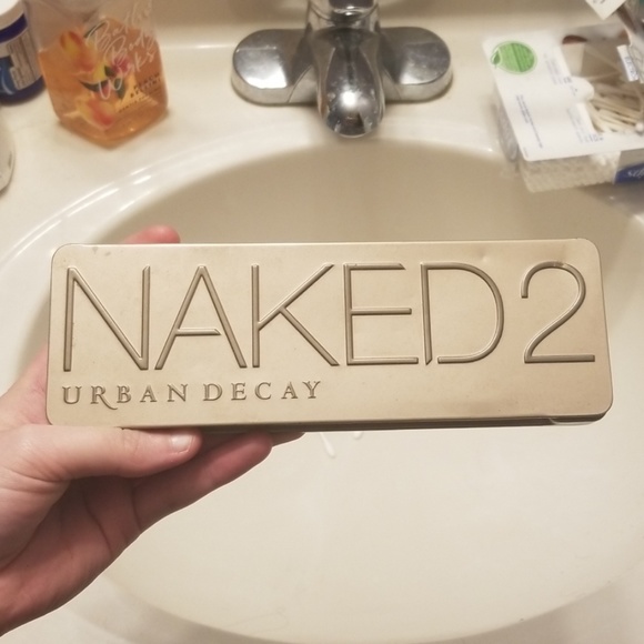 Urban Decay Eyeshadow Palette - Picture 1 of 2